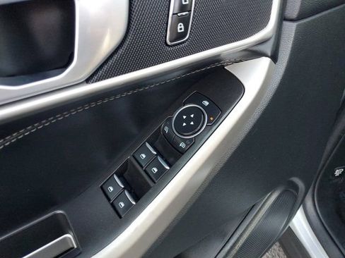 Certified 2023 Ford Explorer XLT w/ Equipment Group 202A image 18