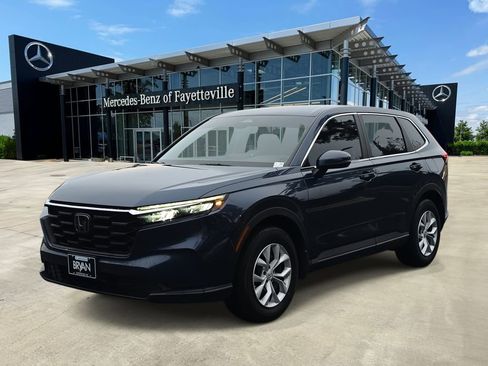 Used 2024 Honda CR-V LX image 1