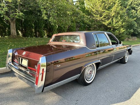 Used 1987 Cadillac Brougham RWD image 87