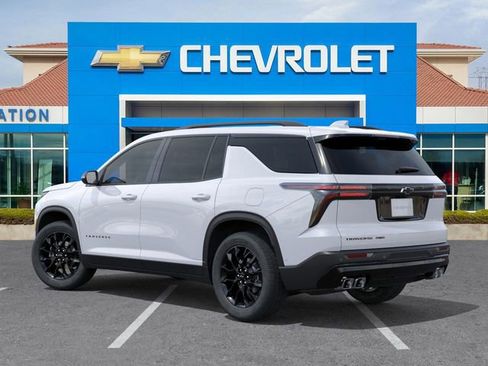 New 2026 Chevrolet Traverse LT w/ Midnight/Sport Edition image 3