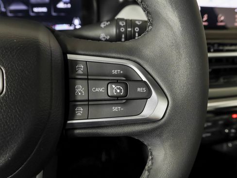 Used 2023 Jeep Compass Limited w/ Elite Group AWD/4WD image 34
