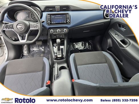 Used 2025 Nissan Versa SV FWD image 17