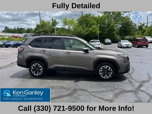 Used 2025 Subaru Forester Premium w/ Convenience Package #1 AWD/4WD image 7