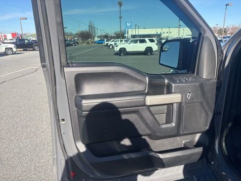 Used 2018 Ford F150 Raptor w/ Equipment Group 801A Mid image 11