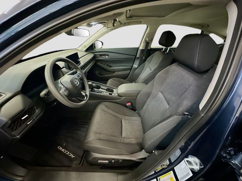 Used 2025 Honda Accord SE image 13