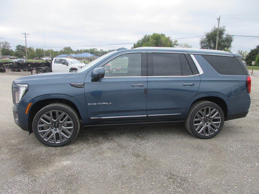 New 2026 GMC Yukon Denali Ultimate AWD/4WD image 7