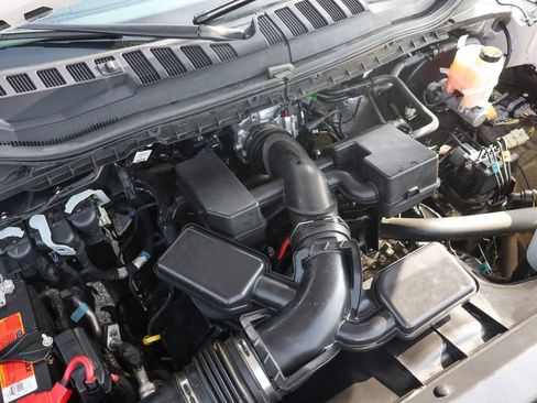 Used 2022 Ford F350 XL w/ Power Equipment Group RWD image 14