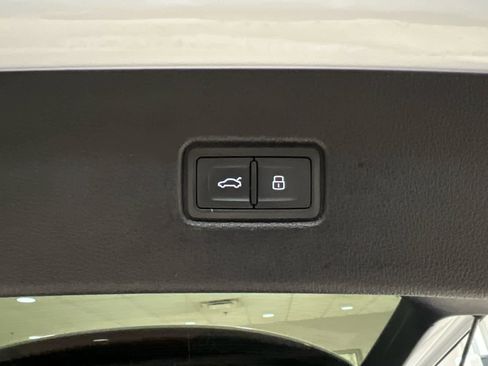 Used 2022 Audi Q7 Premium Plus image 15