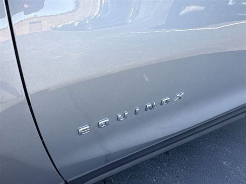 Used 2024 Chevrolet Equinox LT image 30