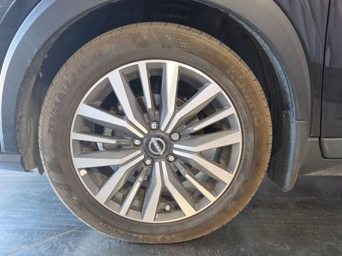 Used 2022 Nissan Kicks SV FWD image 12