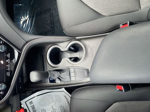 Used 2024 Toyota Camry LE image 21