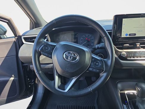 Used 2025 Toyota Corolla SE FWD image 11