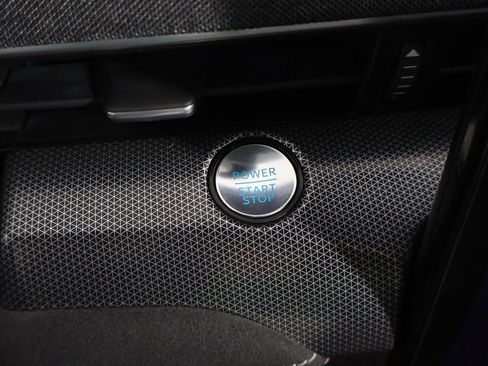 Used 2025 Ford Mustang Mach-E GT image 43