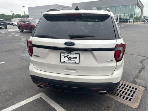 Used 2017 Ford Explorer Sport w/ Equipment Group 401A AWD/4WD image 5