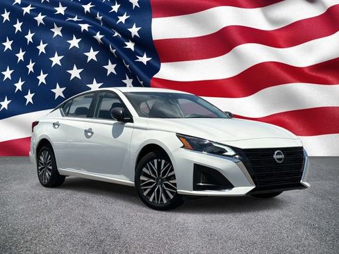 Used 2025 Nissan Altima 2.5 SV AWD/4WD image 3