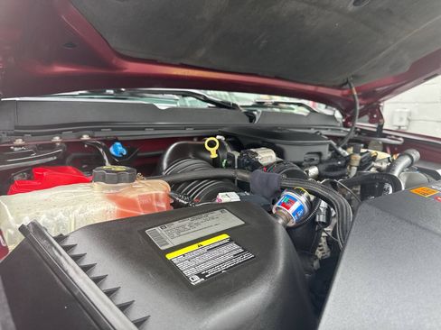 Used 2014 Chevrolet Silverado 2500 LT w/ Custom Sport Truck Package AWD/4WD image 12