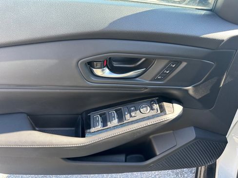 Used 2024 Honda Accord Touring image 11