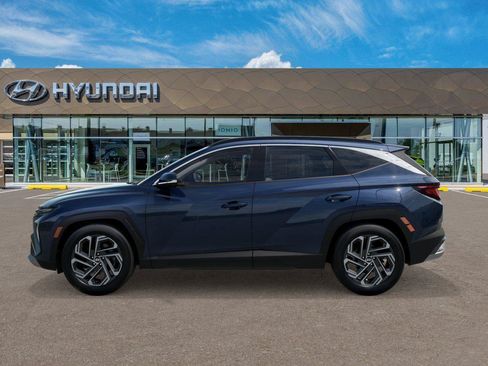 New 2026 Hyundai Tucson SEL Plus FWD image 3