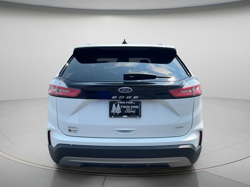 Used 2023 Ford Edge SEL w/ Convenience Package AWD/4WD image 6