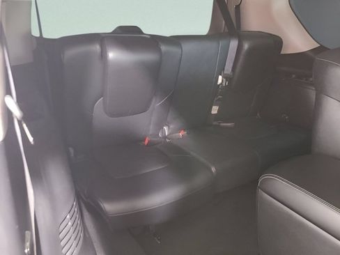 Used 2017 INFINITI QX80 2WD image 19