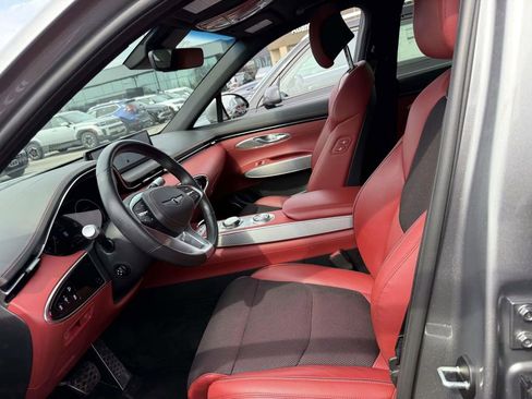 Certified 2023 Genesis GV70 2.5T w/ Sport Prestige Package image 13