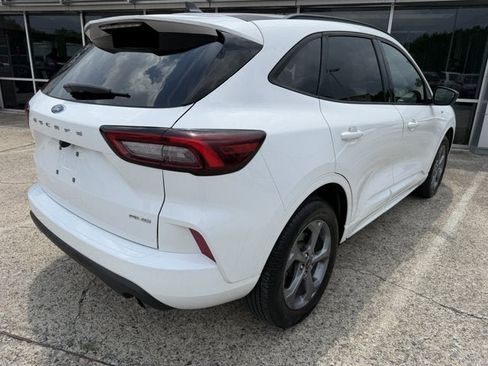 Used 2023 Ford Escape ST-Line AWD/4WD image 8