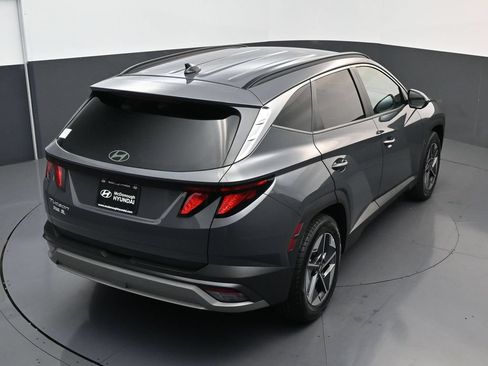 Certified 2026 Hyundai Tucson SEL Plus FWD image 17