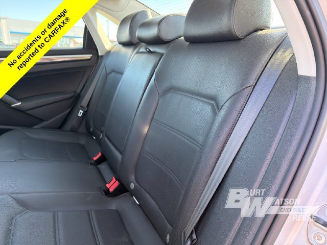 Used 2017 Volkswagen Passat 1.8T SE w/ SE Lighting Package FWD image 11