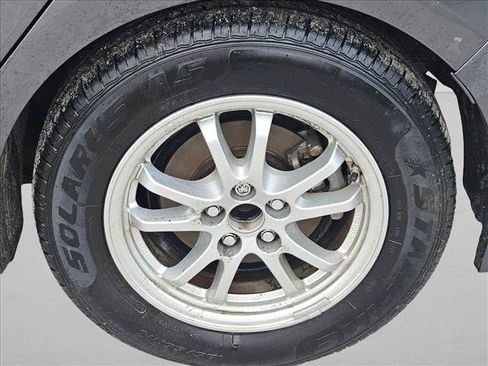 Used 2020 Toyota Prius Prime LE FWD image 5