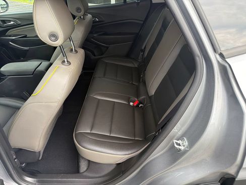 Used 2024 Chevrolet Trax ACTIV w/ Sunroof Package FWD image 26