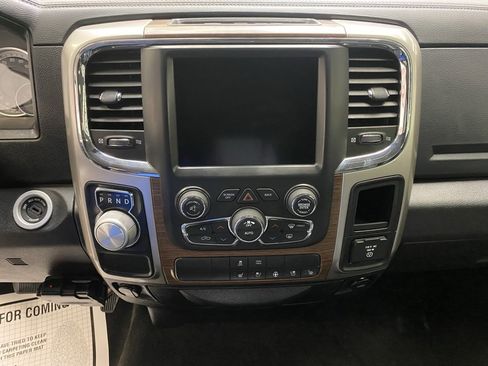 Used 2018 RAM 1500 Laramie image 31