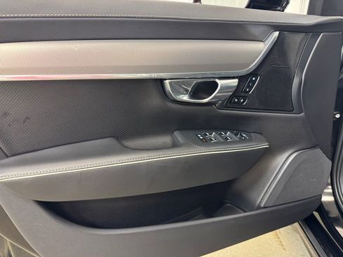 Used 2022 Volvo S90 B6 R-Design w/ Advanced Package image 8