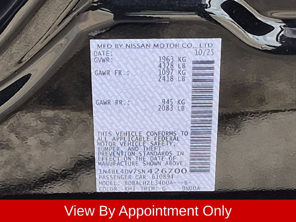 Used 2025 Nissan Altima 2.5 SV FWD image 35