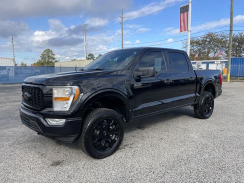 Used 2022 Ford F150 XL w/ STX Black Appearance Package image 4