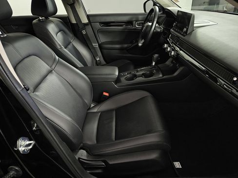 Used 2024 Honda Civic EX-L image 29