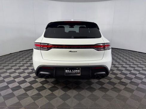 Used 2025 Porsche Macan AWD/4WD image 7