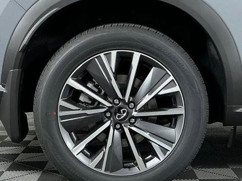 Certified 2027 INFINITI QX60 Luxe w/ Cargo Package FWD image 8
