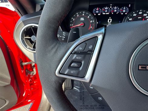 Used 2022 Chevrolet Camaro ZL1 image 19