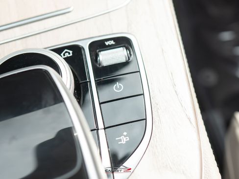 Used 2019 Mercedes-Benz E 450 4MATIC Coupe w/ AMG Line Package image 29