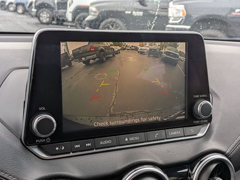 Used 2021 Nissan Sentra SV FWD image 21