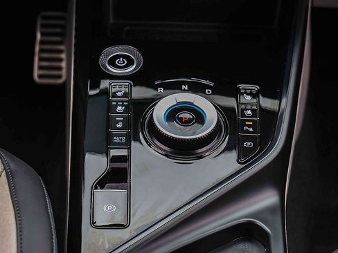 Certified 2025 Kia Niro Wave w/ Wave Preserve Package FWD image 13