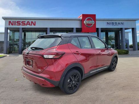 Certified 2023 Nissan Kicks SR w/ SR Premium Package FWD image 5