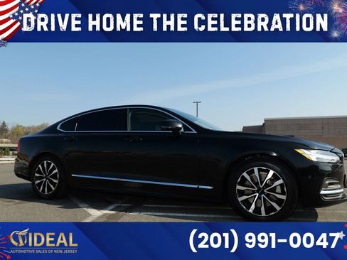 Used 2023 Volvo S90 B6 Plus AWD/4WD image 10