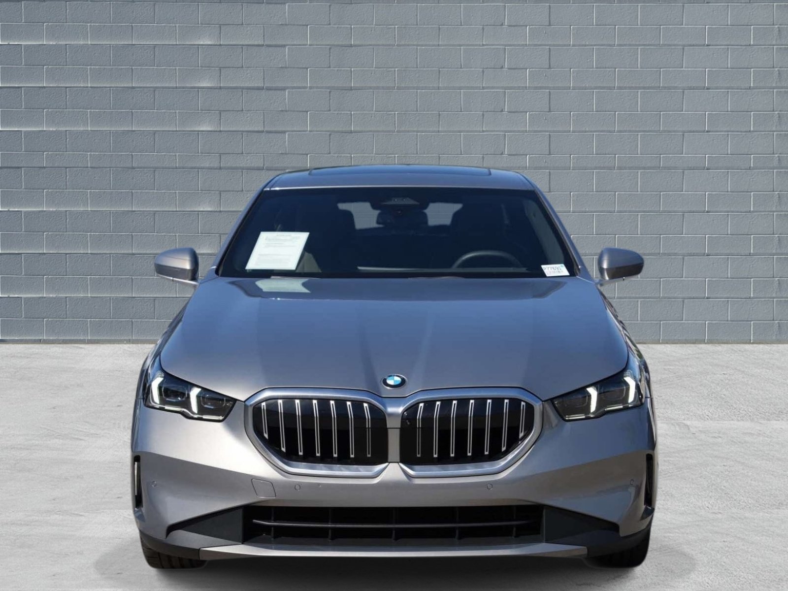 Used 2026 BMW 530i RWD image 3