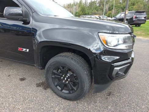 Used 2021 Chevrolet Colorado Z71 w/ Z71 Midnight Edition AWD/4WD image 30