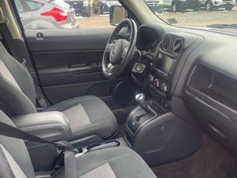 Used 2013 Jeep Patriot Latitude w/ Sun/Sound Group image 6