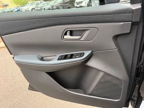 New 2026 Nissan Leaf SV+ w/ Floor Mat Package (SV+) FWD image 19