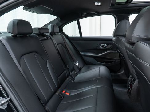 New 2026 BMW 330i xDrive 330i xDrive w/ Premium Package image 24