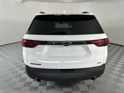 Used 2023 Chevrolet Traverse RS FWD image 7
