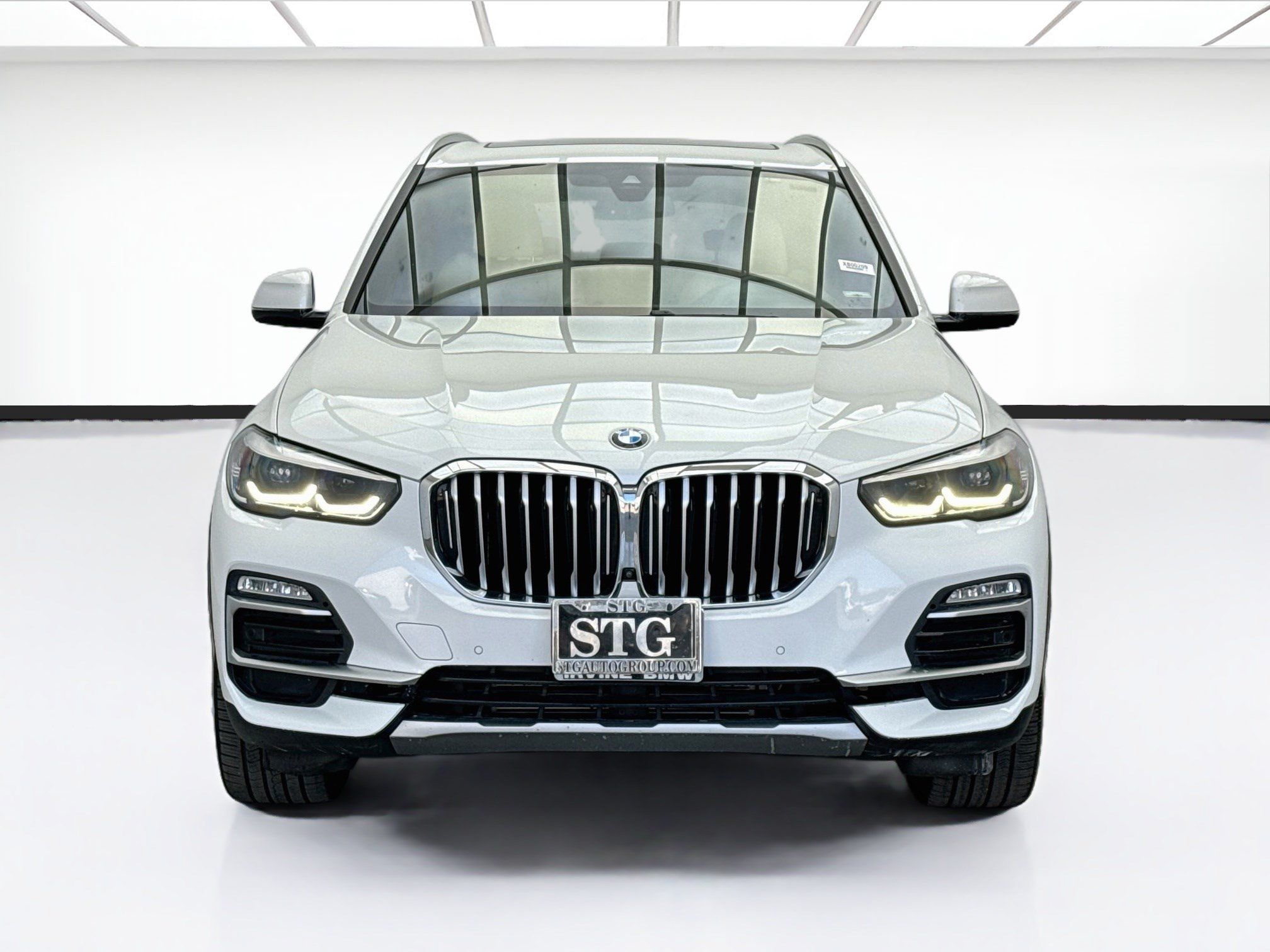 Used 2021 BMW X5 sDrive40i w/ Premium Package 2 RWD image 2